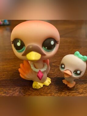 Littlest Pet Shop Swan Bird 2503, 2504 Mother & Baby &Extra